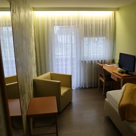 Hotel Hohe Wart *